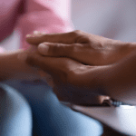 Habilidades vitales para una comunicación beneficiosa (empatía y asertividad)